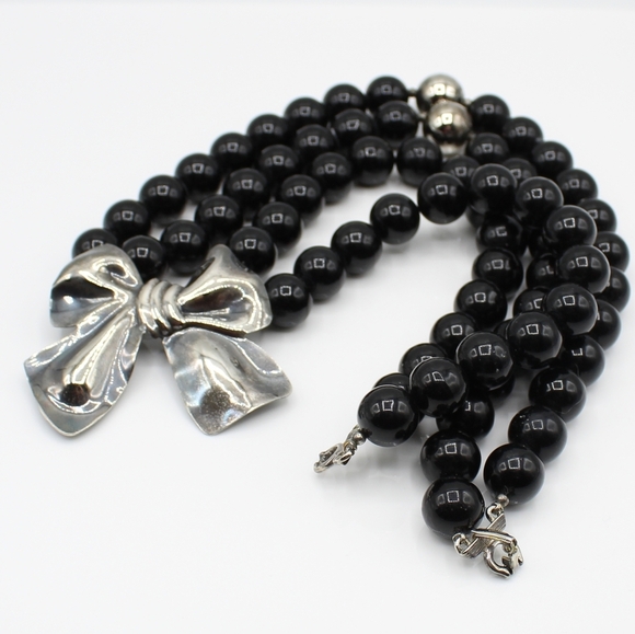 Vintage silver & black bead necklace - Picture 3 of 4